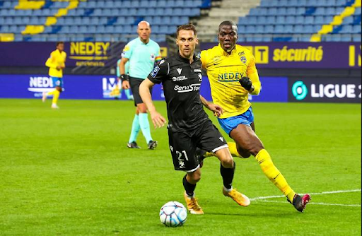 soi-keo-tran-dau-giua-hai-doi-tuyen-auxerre-vs-nice-2000-ngay-16-10-2022-ligue-1