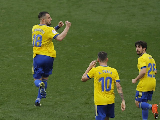 soi-keo-tran-dau-giua-hai-doi-tuyen-cadiz-vs-real-betis-0000-ngay-20-10-2022-la-liga